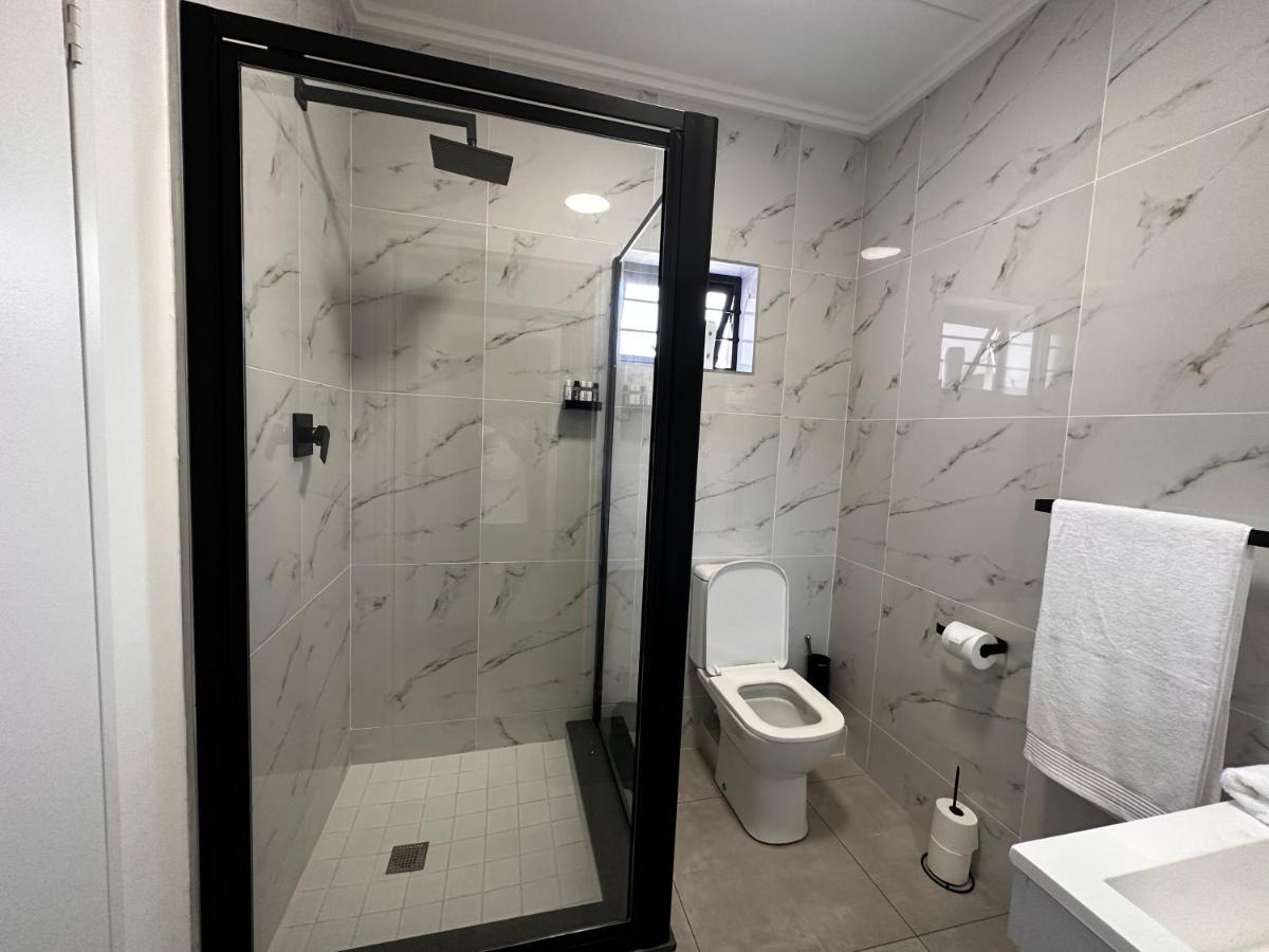 Stylish Executive Apartment With Power Backup Joanesburgo Exterior foto